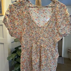 Floral V-Neck Blouse with Ruffle Sleeves